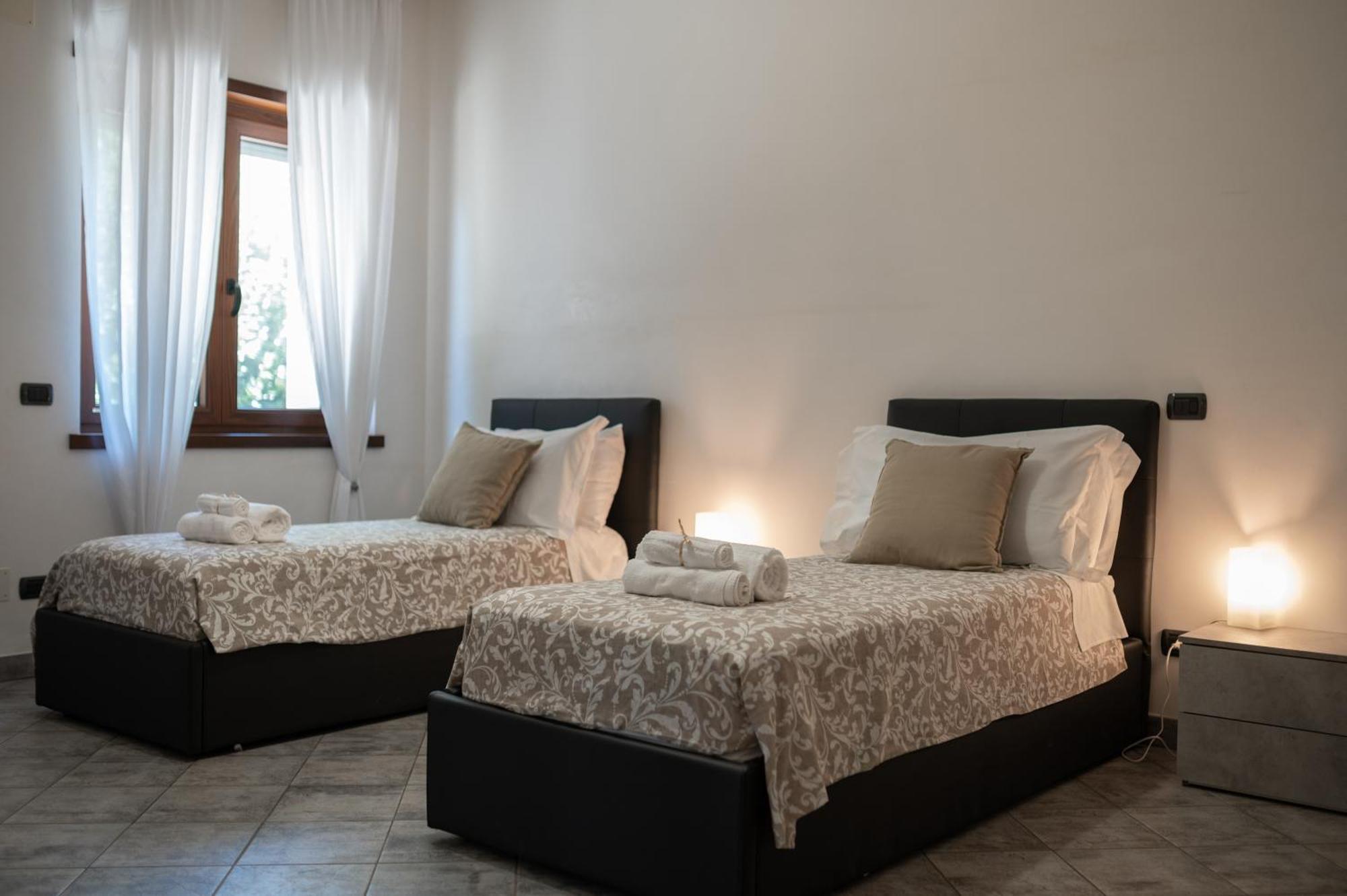 Villa Estia - Nel Cuore Della Valle D'Itria チステルニーノ エクステリア 写真