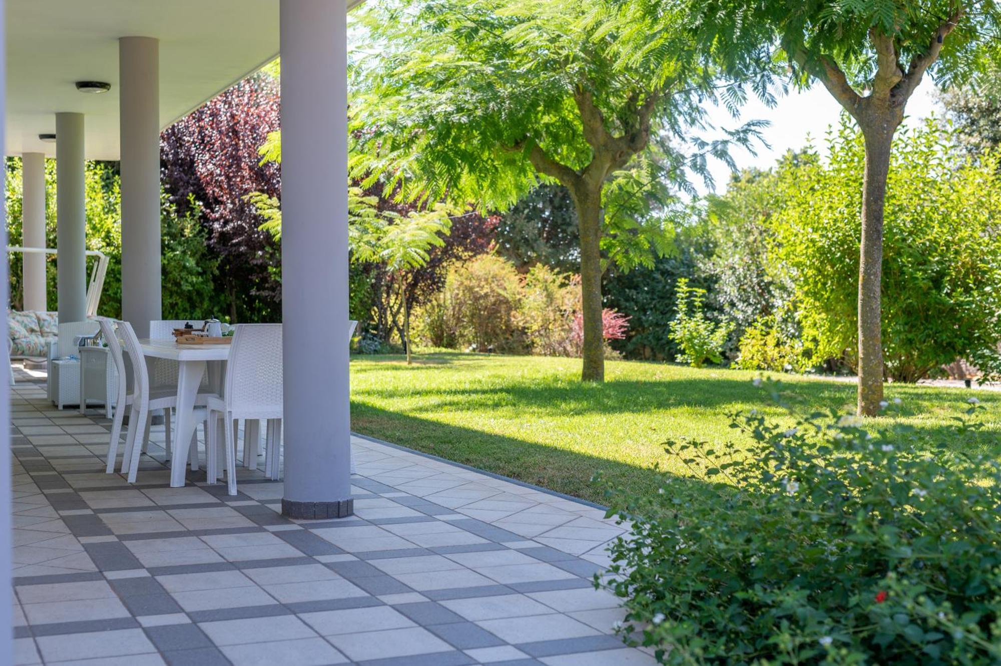 Villa Estia - Nel Cuore Della Valle D'Itria チステルニーノ エクステリア 写真