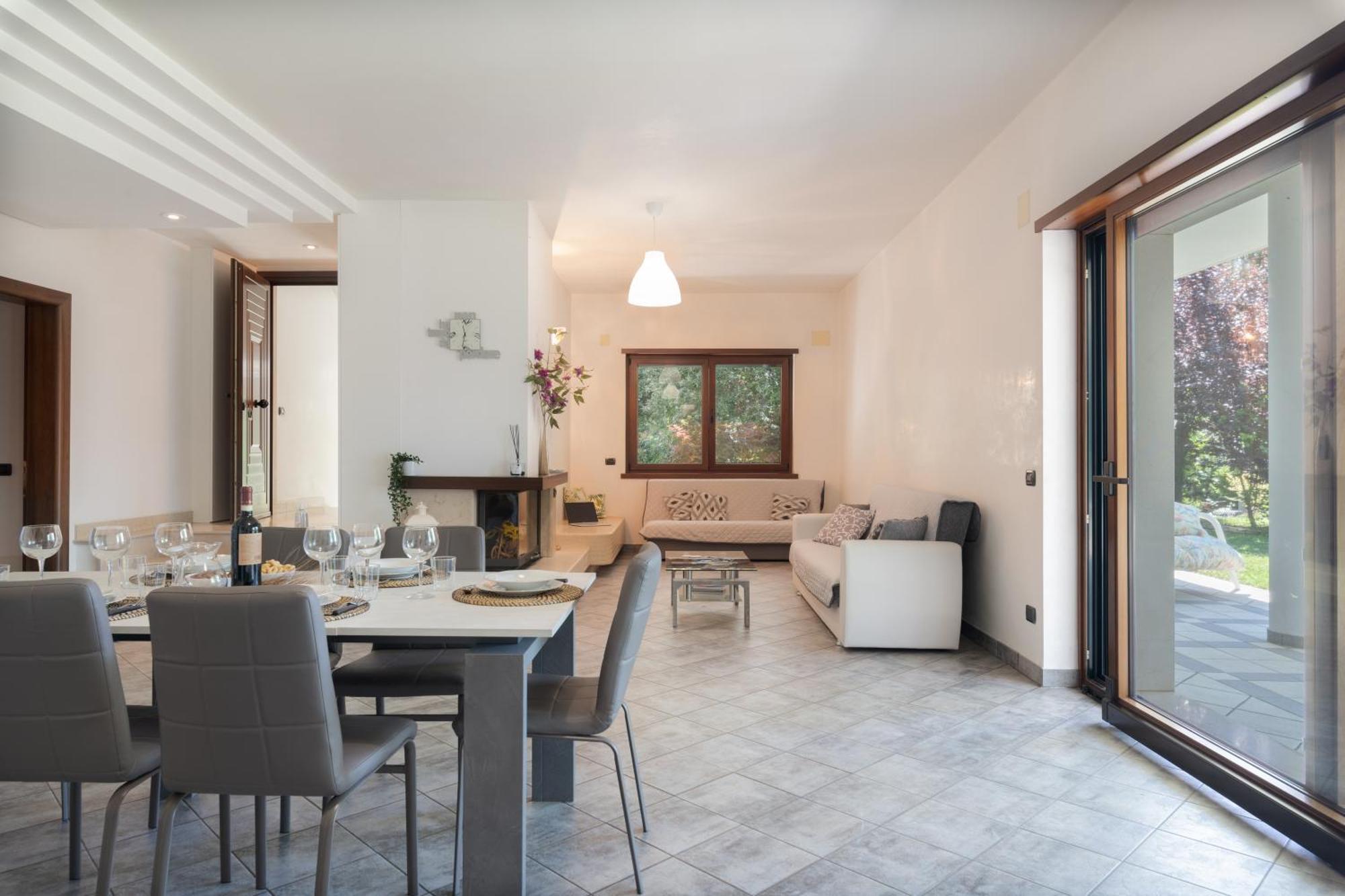 Villa Estia - Nel Cuore Della Valle D'Itria チステルニーノ エクステリア 写真