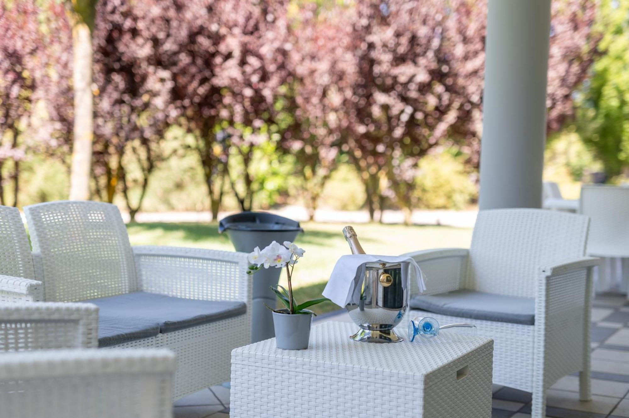 Villa Estia - Nel Cuore Della Valle D'Itria チステルニーノ エクステリア 写真