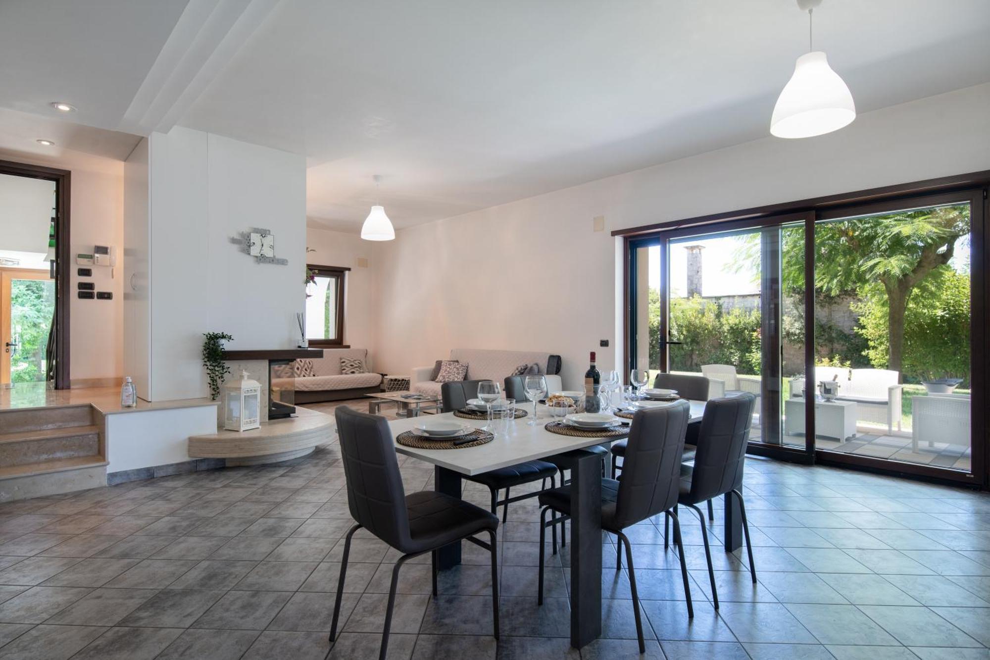 Villa Estia - Nel Cuore Della Valle D'Itria チステルニーノ エクステリア 写真